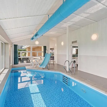 בית נופש Strandblick 27 *